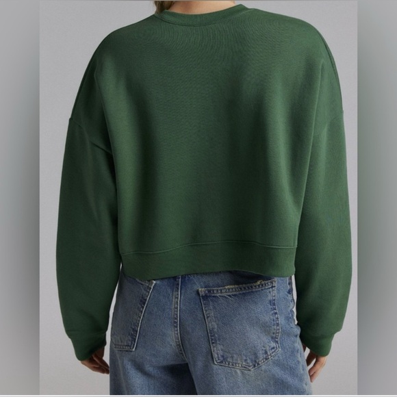 Urban Outfitters 1998 Graphic Cropped Crew Neck Pullover - Picture 4 of 8